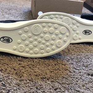 britton ii waterproof sneaker bootie